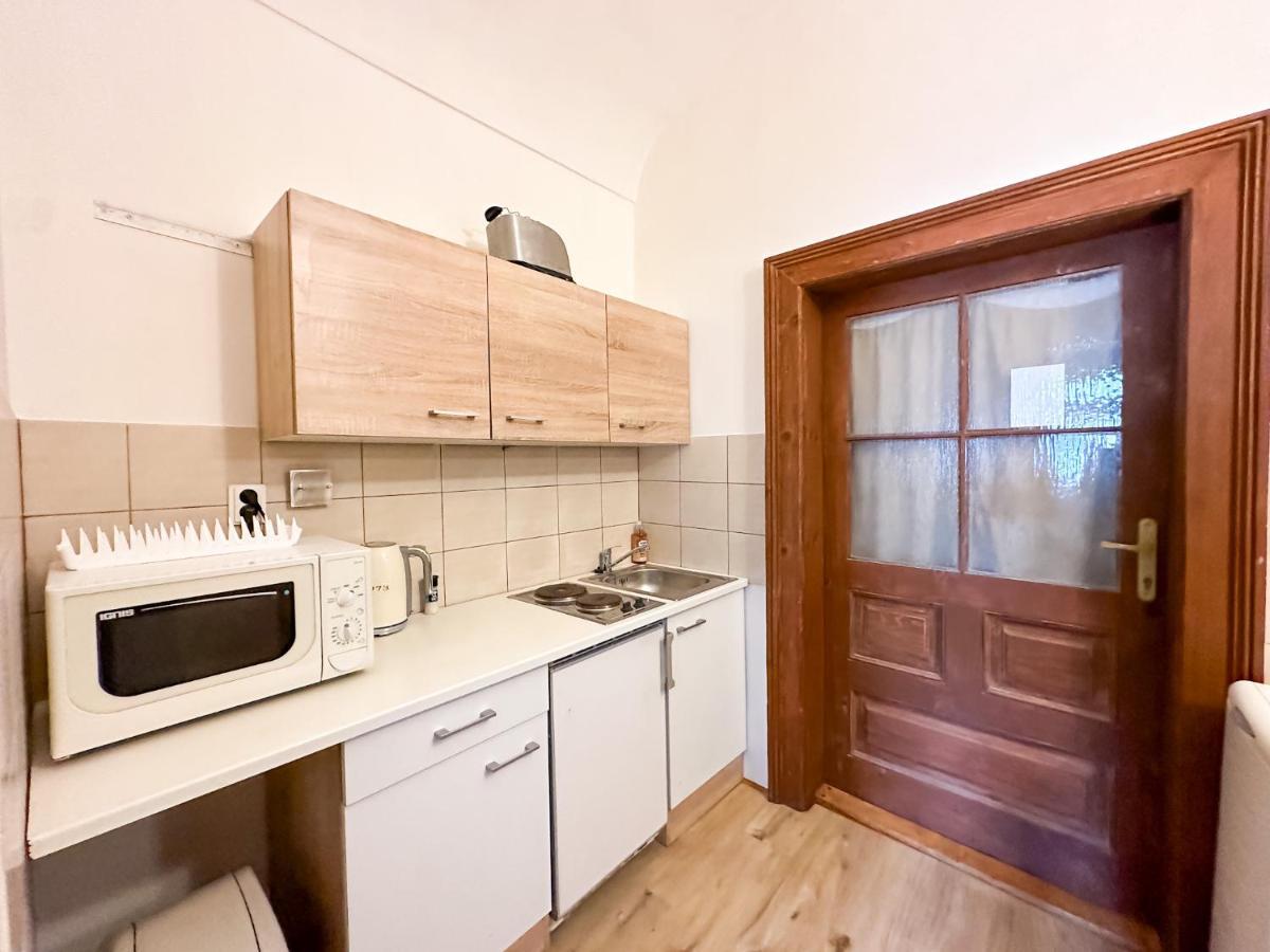 Old Town Apt. A/C And Parking Банска бистрица Екстериор снимка