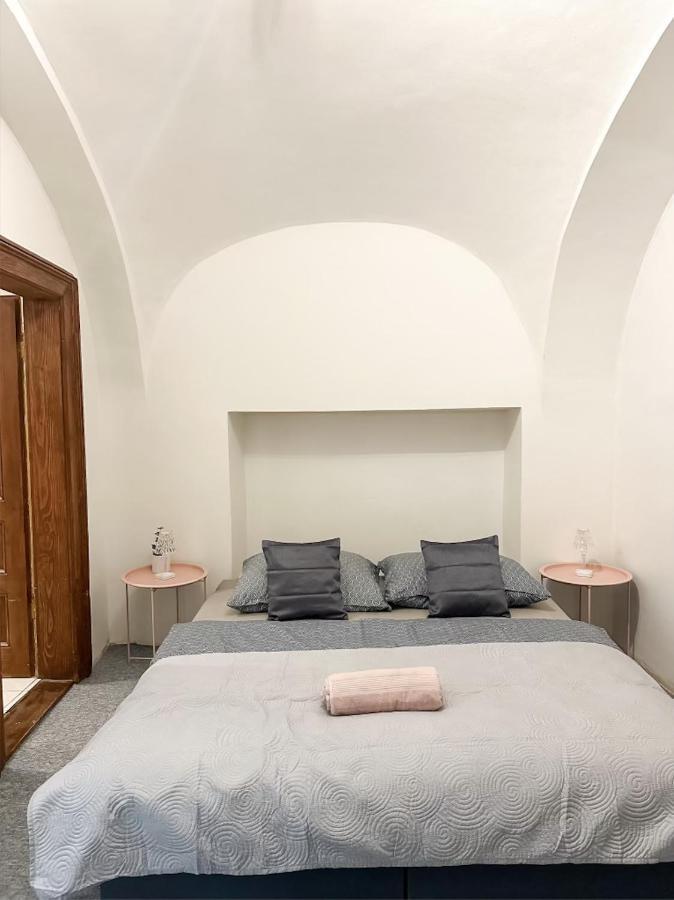 Old Town Apt. A/C And Parking Банска бистрица Екстериор снимка
