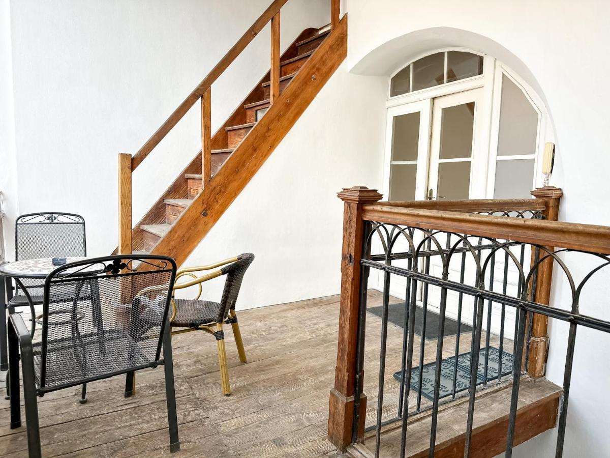 Old Town Apt. A/C And Parking Банска бистрица Екстериор снимка