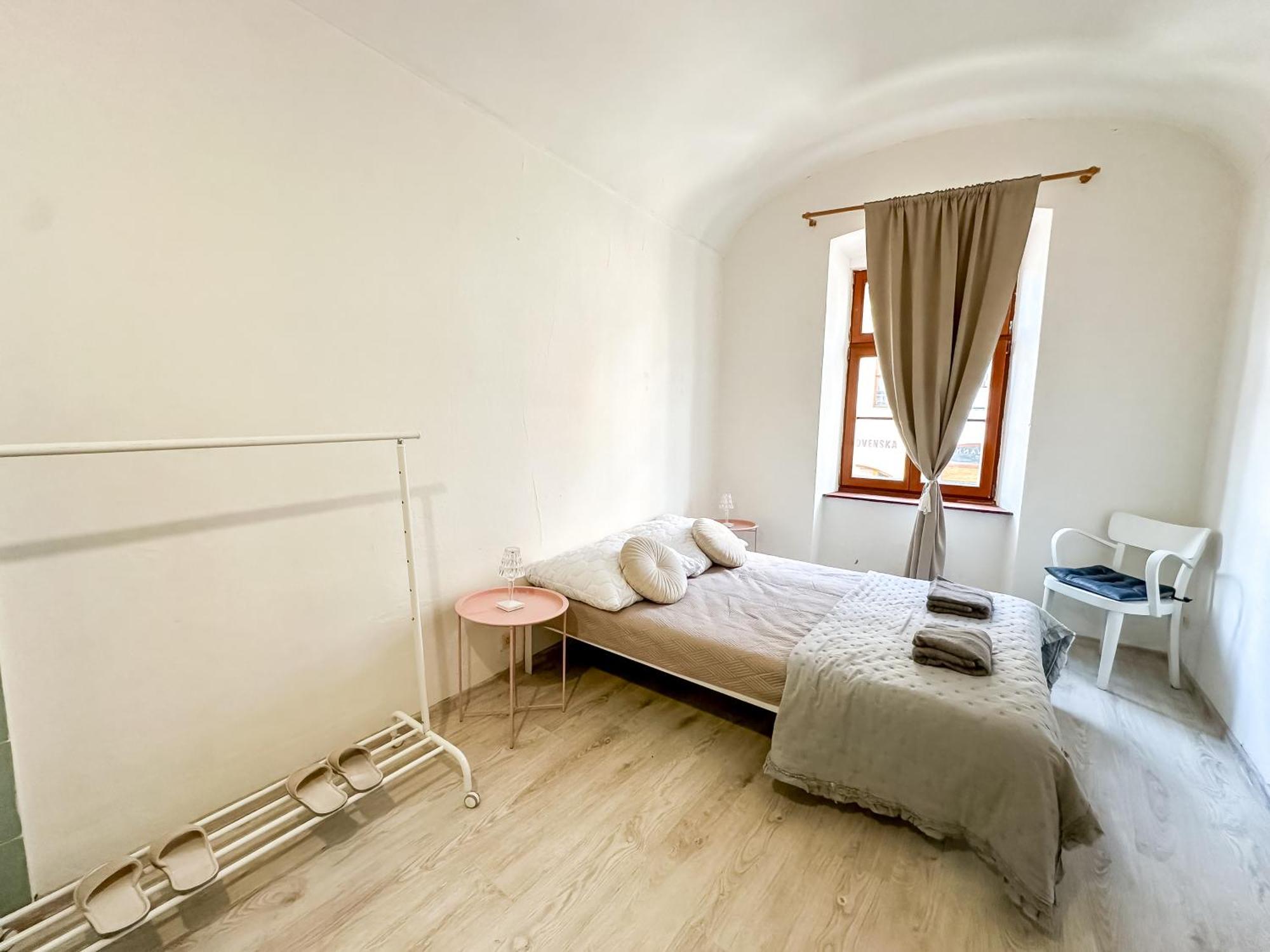 Old Town Apt. A/C And Parking Банска бистрица Екстериор снимка